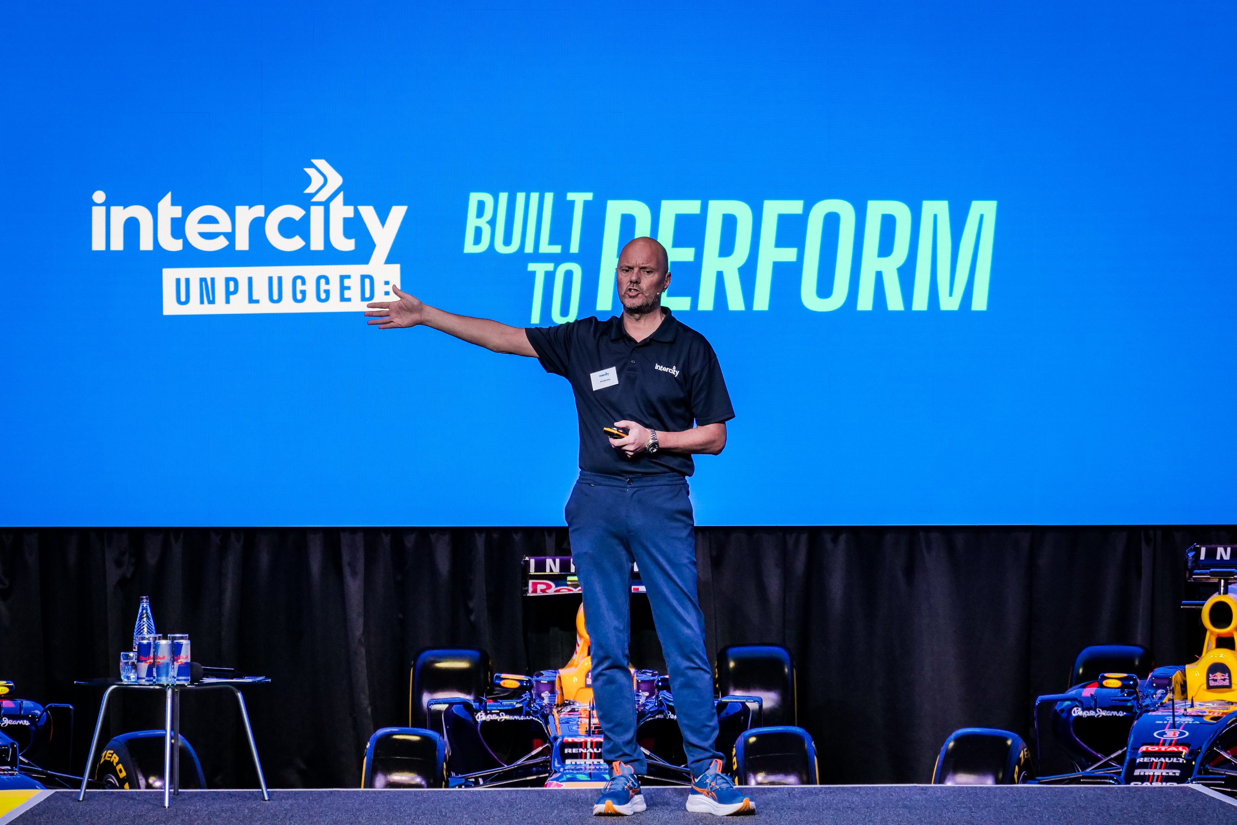 Speaker presenting at Intercity Unplugged - Built to Perform